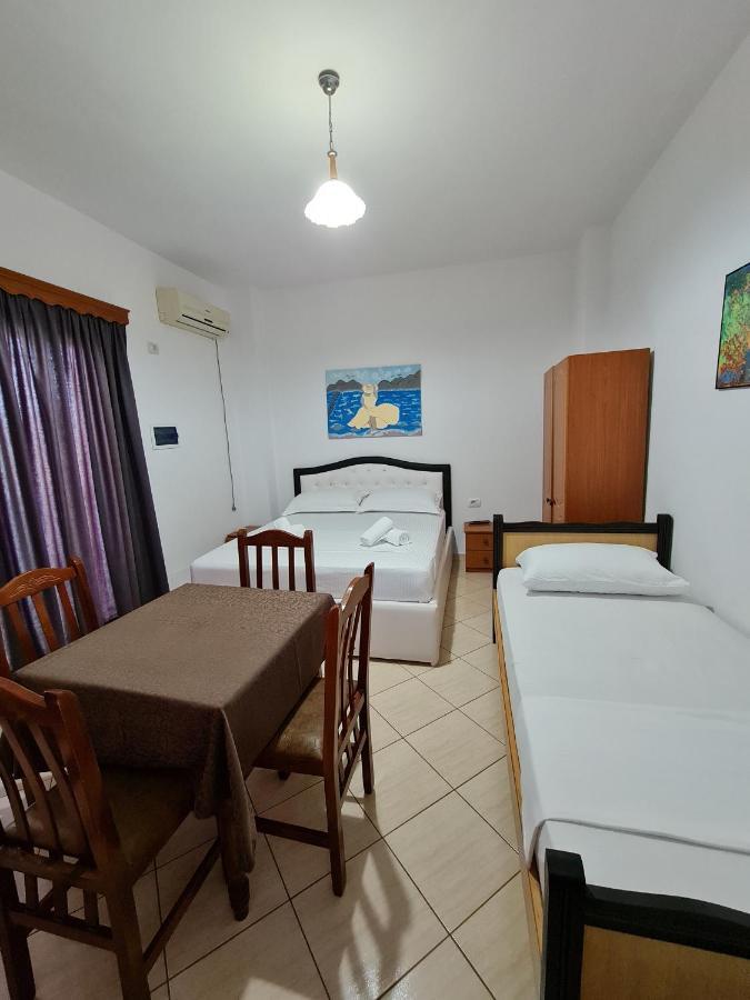 Anxhelo Apartment