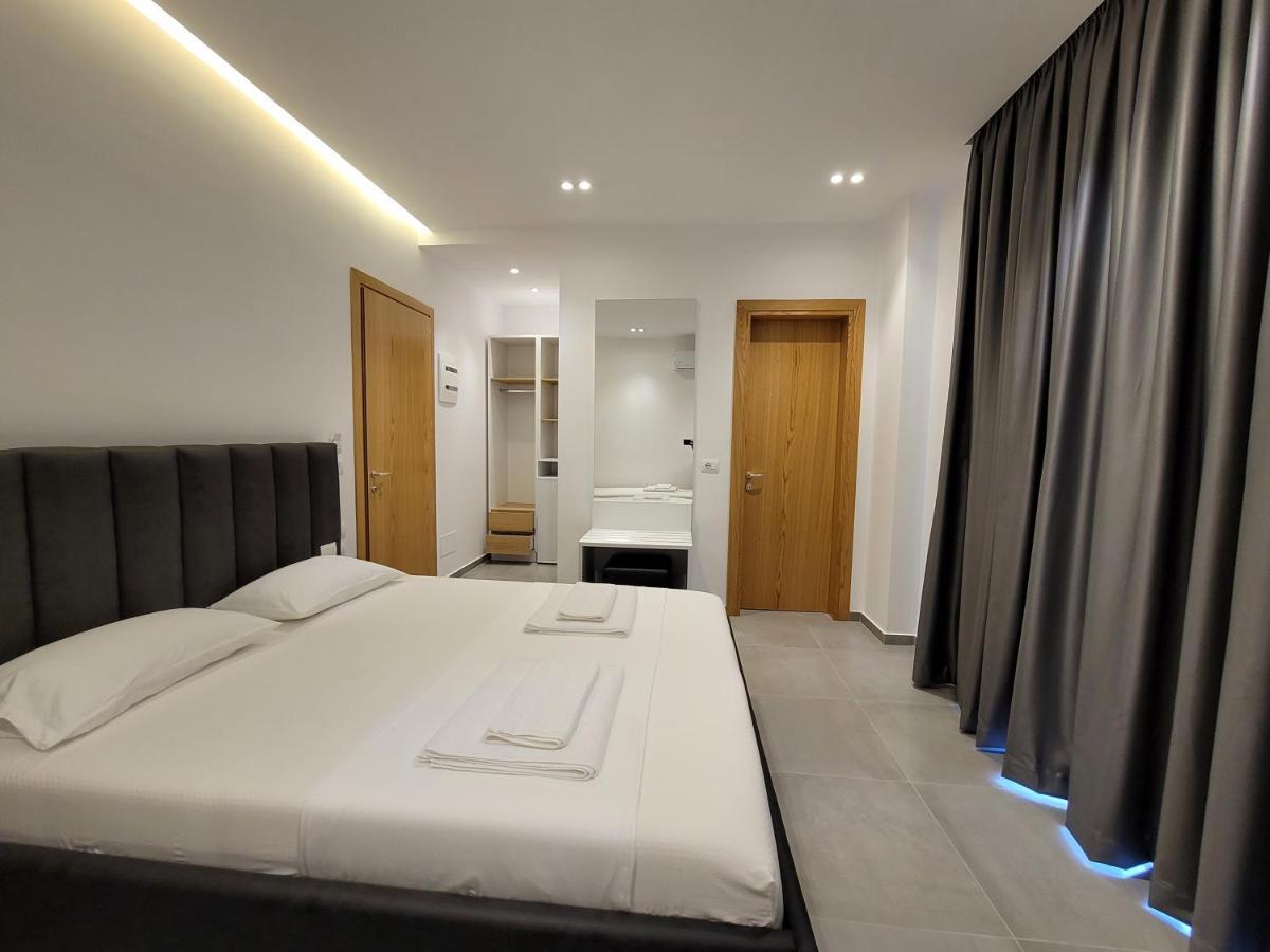 Anxhelo Apartment Ksamil